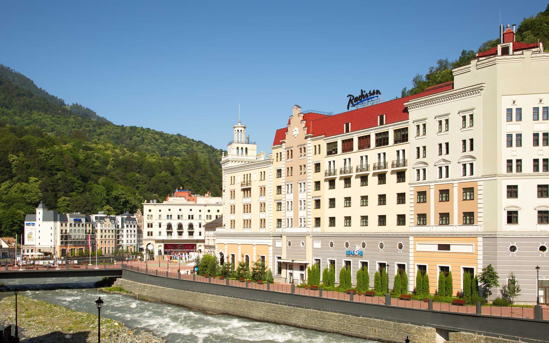 Radisson Hotel Rosa Khutor